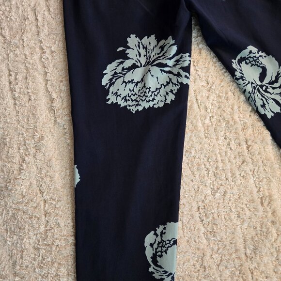 J. Crew Reese Reese Pants in Navy Blue Graphic Peony size 2 - Picture 11 of 11